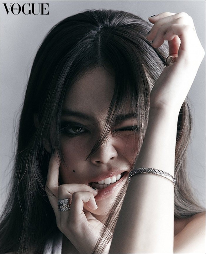 Không phải idol xinh đẹp nhất nhưng Jennie chính là cô gái “cân được mọi kiểu tóc” - 7