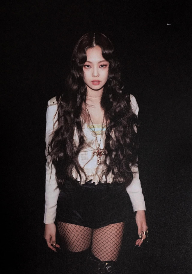 Không phải idol xinh đẹp nhất nhưng Jennie chính là cô gái “cân được mọi kiểu tóc” - 13