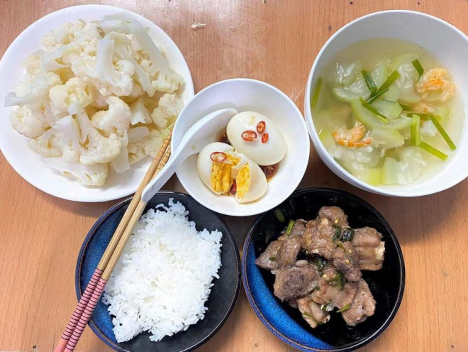 Theo người Nhật, ăn cơm là cách giúp cơ thể khỏe mạnh, sống lâu. Ảnh:HQ