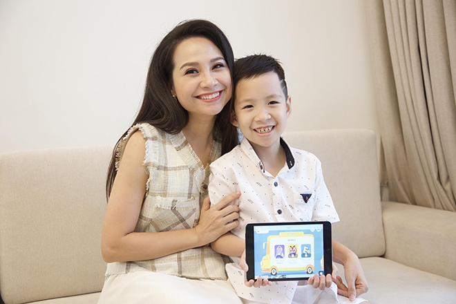 MC Mỹ Lan tin tưởng cho con học BABILALA