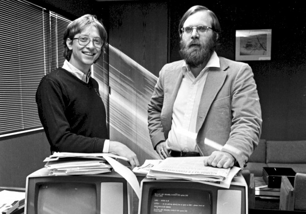 Bill Gates và Paul Allen, những người đặt nền móng đầu tiên cho Windows