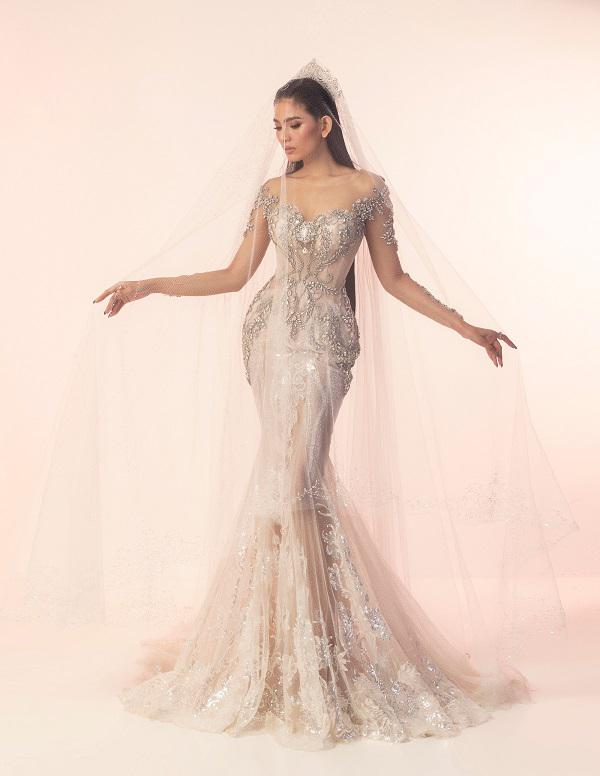 Á hậu Trương Thị May đẹp lộng lẫy trong chiếc váy cưới đuôi cá đầy quyến rũ - 3