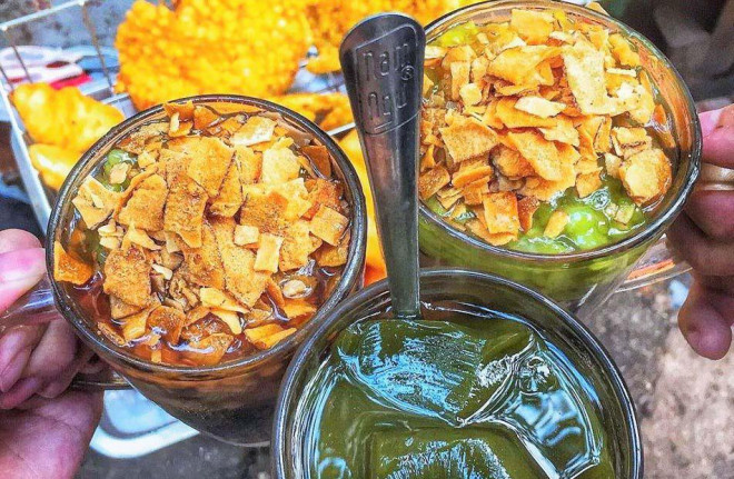 Du khách có thể thưởng thức thạch găng mát lạnh ở đầu chợ Cơ Khí hoặc chợ Cái Dăm với giá chỉ từ 10.000 đồng (Ảnh: sưu tầm)