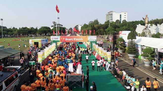 Ngày 28/3, tại phố núi Pleiku - Gia Lai, Giải Vô địch Quốc gia Marathon và Cự ly dài Báo Tiền Phong lần thứ 62 khởi tranh với sự tham gia của hơn 4.500 vận động viên chuyên nghiệp và phong trào.