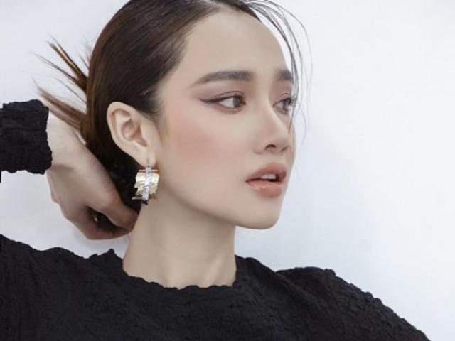 Thời trang - Nhã Phương rũ bỏ nét mong manh, "lột xác" mạnh mẽ ấn tượng với phong cách menswear