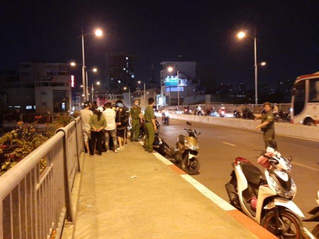 Tin tức trong ngày - Diễn biến đầy bất ngờ vụ thanh niên cãi nhau với bạn gái rồi lao xuống sông Sài Gòn