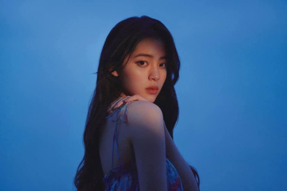 Âu Dương Na Na xuất hiện với visual “thanh xuân vườn trường” quả xứng “nữ thần thời trang" - 4