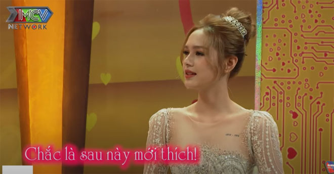 Yêu “gái chưa 18”, streamer giàu nhất Việt Nam chờ nàng đủ tuổi rồi "hốt" luôn - 7