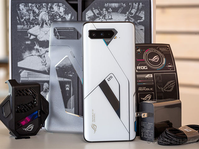 Thời trang Hi-tech - Trên tay "vua" smartphone chơi game Asus ROG Phone 5 Ultimate