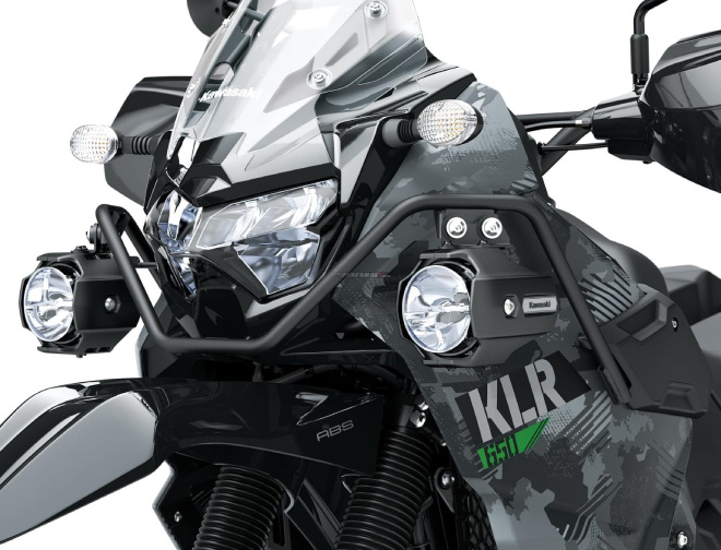 2022 Kawasaki KLR 650: Chiến mã phượt tầm trung cực dẻo dai - 6