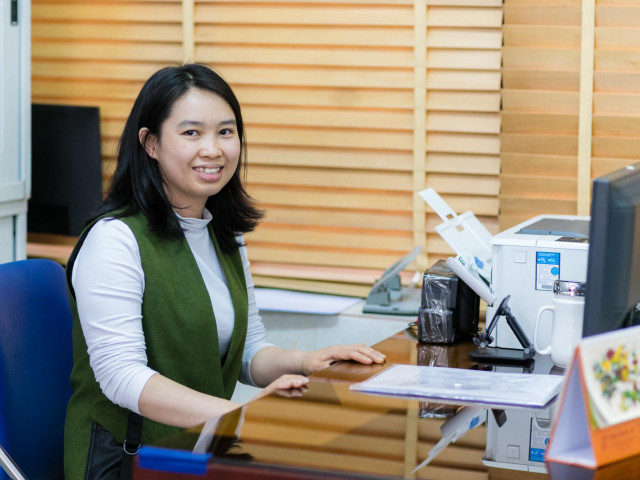 Bạn trẻ - Cuộc sống - Chuyện ở trọ, đi rừng, làm khoa học của nữ Phó Giáo sư trẻ nhất nước