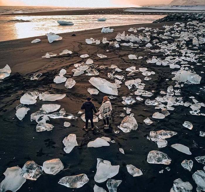 Bãi biển “kim cương” tuyệt đẹp ở Iceland - 3