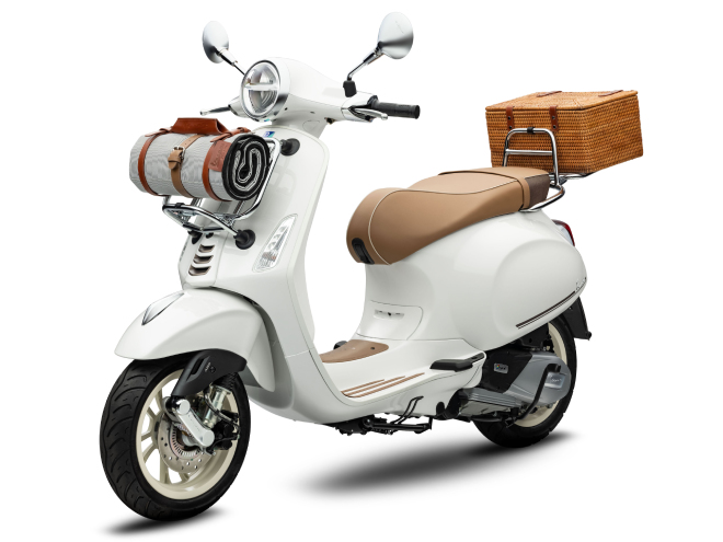 Vespa PicNic đặc biệt về Việt Nam, giá khởi điểm 88 triệu đồng - 4