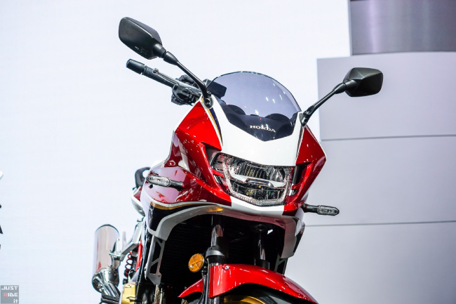 Mặt trước Honda CB1300 BOLD’OR.
