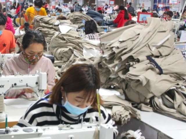 Kinh doanh - Doanh nghiệp Bắc Giang thưởng Tết cao nhất gần 228 triệu đồng/người