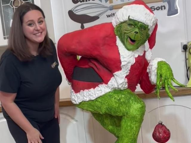 Bạn trẻ - Cuộc sống - Clip: Cô gái làm chiếc bánh giống như người thật cực hoàn hảo