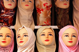 Taliban ra lệnh "chặt đầu" hàng loạt ma-nơ-canh