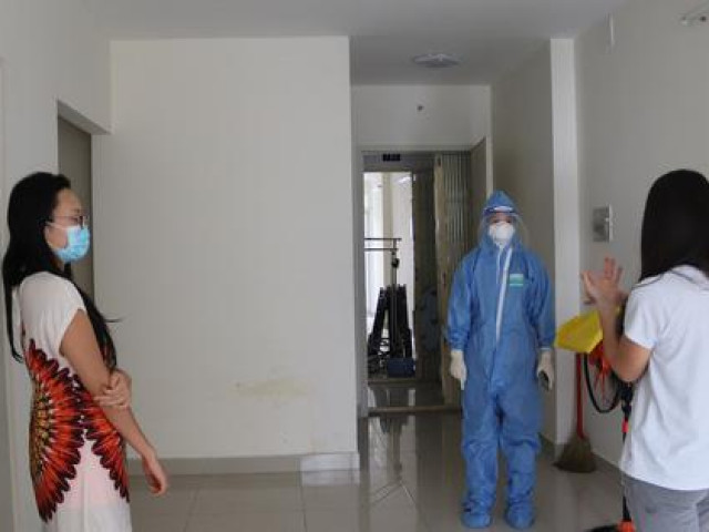 Tin tức trong ngày - TP HCM: 9 trường hợp nhập cảnh đang chờ kết quả giải trình tự gen