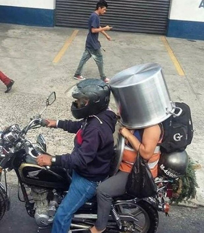 &#34;Mũ bảo hiểm&#34; này thì an toàn quá rồi.
