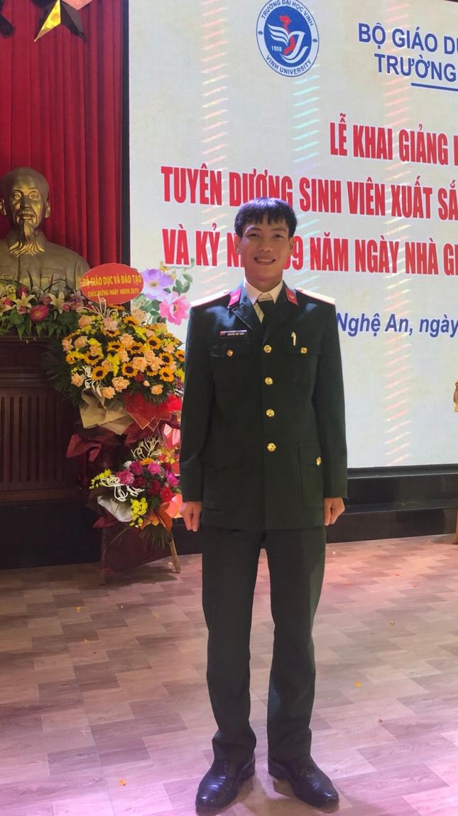 Nam sinh Đại học Vinh là Đảng viên có nhiều thành tích trong hoạt động Đoàn - Hội - 7