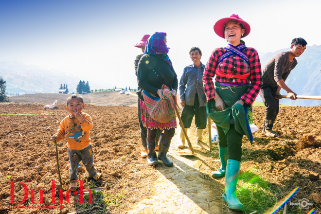 Nụ cười tỏa nắng của bà con dân tộc miền sơn cước cho vụ mùa ấm no, sung túc
