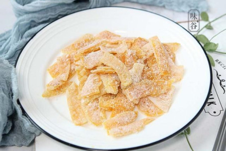 Ăn cam xong đừng vội vứt vỏ, tận dụng làm mứt dẻo thơm nhâm nhi ngày...