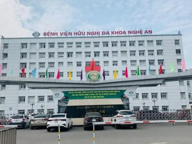 Tin tức trong ngày - Vụ Công ty Việt Á: Công an thu thập hồ sơ tại nhiều bệnh viện ở Nghệ An