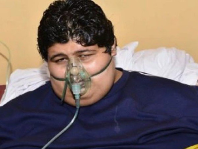 Bạn trẻ - Cuộc sống - Thiếu niên từng nặng 610kg gây sốc với diện mạo khi trưởng thành