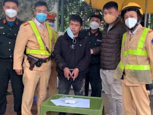 Pháp luật - Thấy 141, nam thanh niên ngồi sau xe máy nhảy xuống bỏ chạy và sự thật phía sau