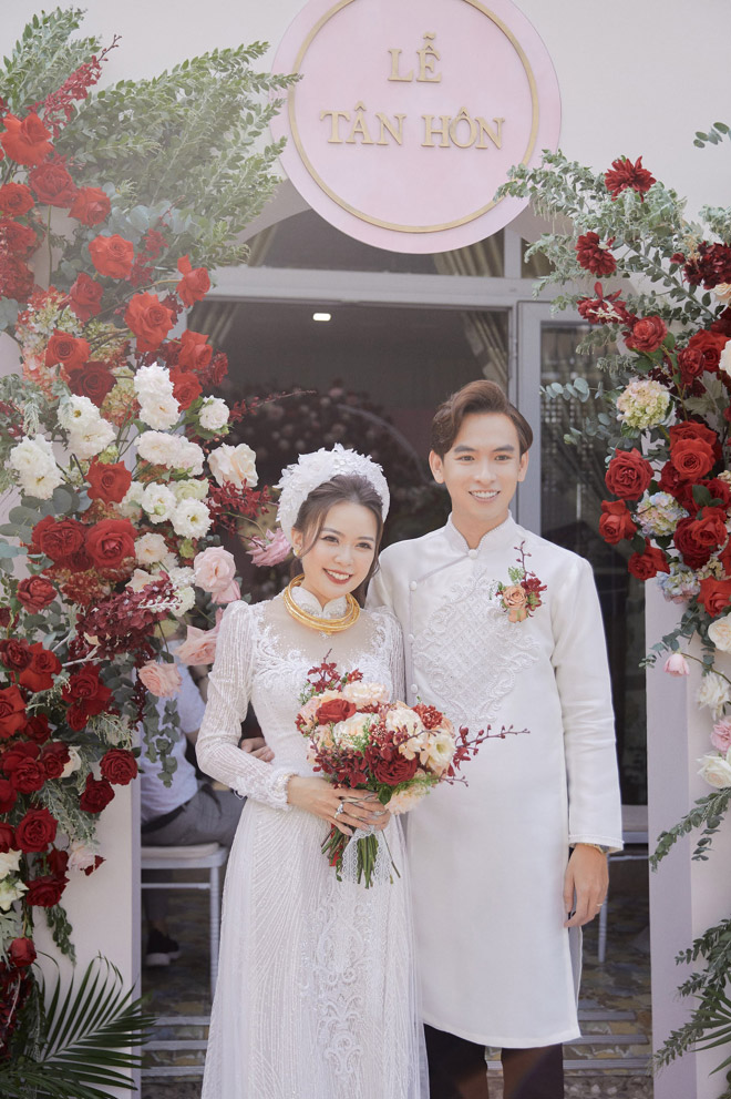 Huỳnh Quý và bạn gái Thụy Khanh nên duyên vợ chồng vào tháng 12/2021
