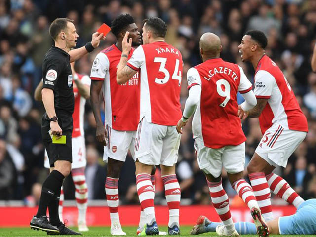 Bóng đá - Tin mới nhất bóng đá tối 5/1: Arsenal nhận án phạt từ FA