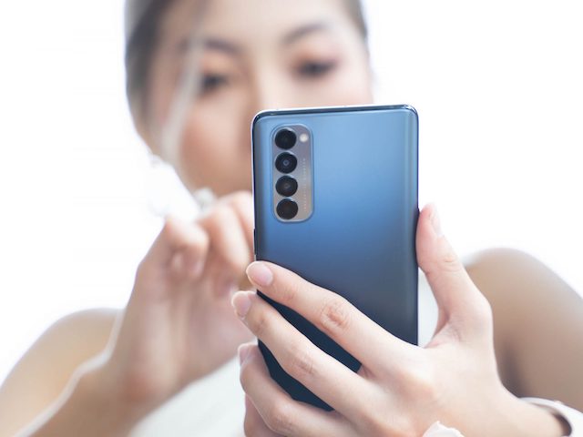 Thời trang Hi-tech - Bảng giá smartphone Oppo tháng 1/2022: Find X3 Pro 5G giảm "sốc" 7,5 triệu