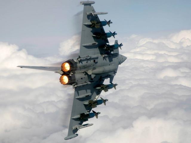 Media - "Chiến binh châu Âu" EF-2000 sở hữu dàn vũ khí khủng mức nào?