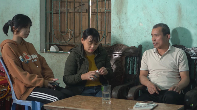 Chú Hanh luôn có sự đồng hành và ủng hộ của vợ và các con trong quá trình chiến đấu với bệnh tật