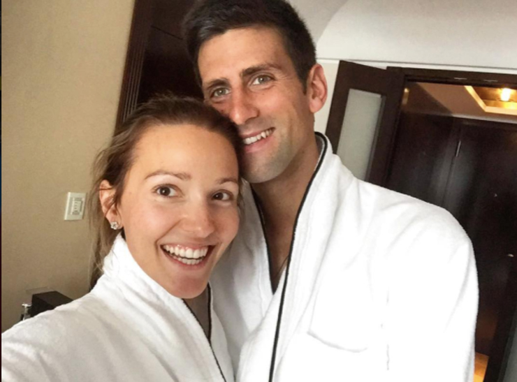 Djokovic bị đào xới chuyện quá khứ: Tin đồn lừa dối vợ, gây hấn trọng tài - 1