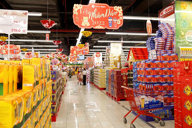 Không gian sắc màu ngập tràn không khí Tết của LOTTE Mart Quận 7