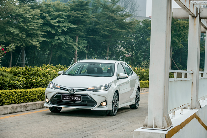 Những lý do khiến Toyota Corolla Altis chinh phục được khách hàng Việt - 1