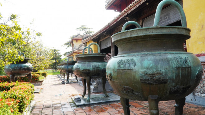 Đến Huế chiêm ngưỡng bảo vật Cửu đỉnh độc nhất vô nhị - 2
