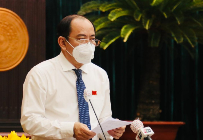 Giám đốc Sở Y tế TP HCM Tăng Chí Thượng cho biết TP ghi nhận di chứng tim phổi, rối loạn tâm thần hậu Covid-19. Ảnh: Nguyễn Phan