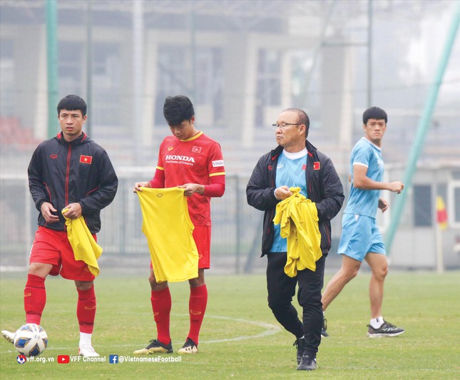 HLV Park Hang-seo sẽ có sự làm mới đội tuyển Việt Nam trong năm 2022. Ảnh: ANH ÐOÀN