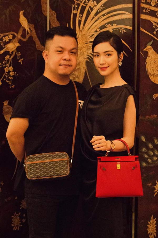 Hòa Minzy và quản lý