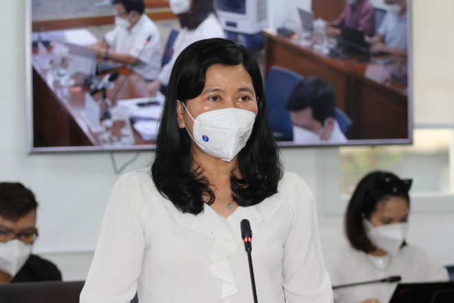 Bà Nguyễn Thị Huỳnh Mai, Chánh văn phòng Sở Y tế TP HCM thông tin tại buổi họp báo