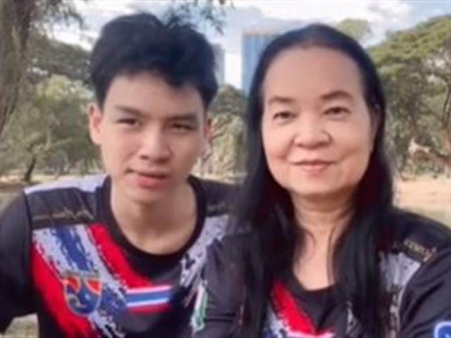 Bạn trẻ - Cuộc sống - Clip: Tình yêu không giới hạn, chàng 18 yêu nàng 58