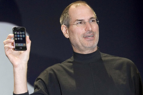 Steve Jobs đã nói gì vào ngày này 15 năm trước?