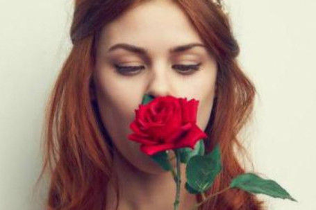 5 cách để hoa hồng trở thành 'tri kỷ' của làn da