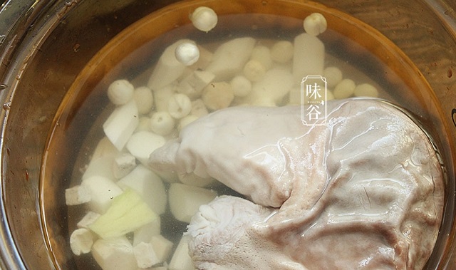 Thời tiết ngày càng lạnh, hầm ngay loại canh này giúp bổ tỳ vị, tăng cường tiêu hóa - 8