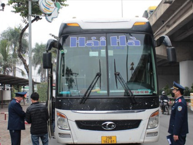 Tin tức trong ngày - Hà Nội lập 6 chốt kiểm tra, xử lý xe không lắp camera