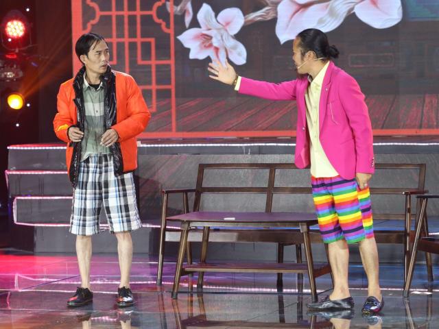 Ca nhạc - MTV - Sau 2 năm lỗ 1,5 tỉ, Vượng Râu làm tiếp show mới dù khó khăn kinh tế