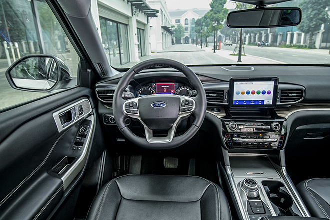 Ford Explorer thế hệ mới ra mắt, giá bán hơn 2,3 tỷ đồng - 11