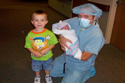 Thế giới - Mỹ: Mua kit xét nghiệm ADN về thử "cho vui", kết quả khiến cặp vợ chồng không hiểu nổi